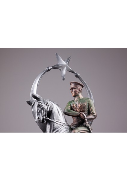 Dekoratif Atatürk At Üzerinde Ayyıldız Biblo Samsun Hatırası (Gümüş) modelleri