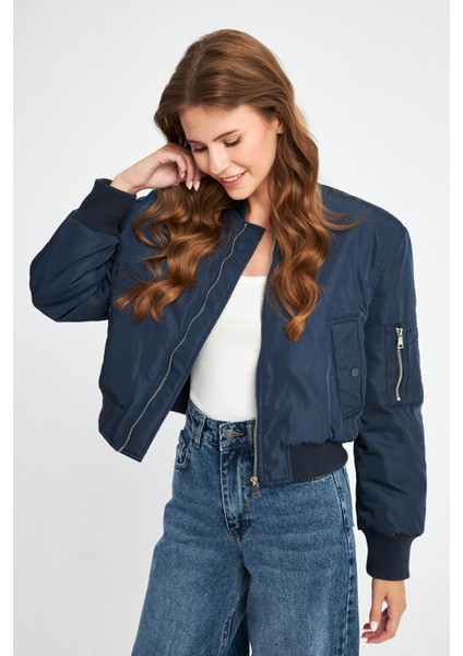Kadın Lacivert Oversize Crop Bomber Mont