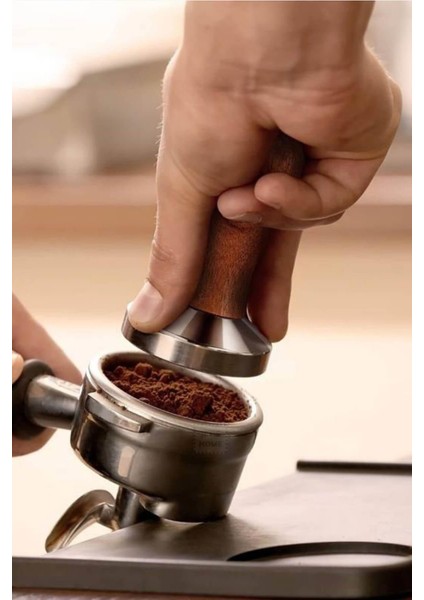 Kahve Tamper - Ahşap Saplı | 58 mm