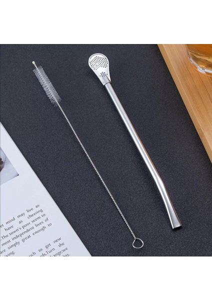 Kaşıklı Delikli Pipet ve Temizleme Fırçası