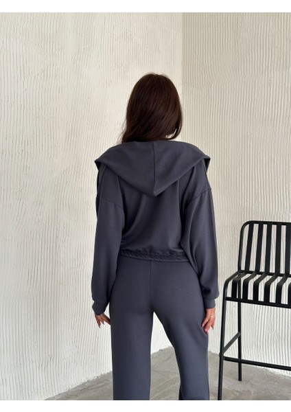 Kadın Kruvaze Yaka Kapüşonlu Üst Yüksek Bel Geniş Paça Detaylı Pantolon Ikili Trend Modal Takım modelleri