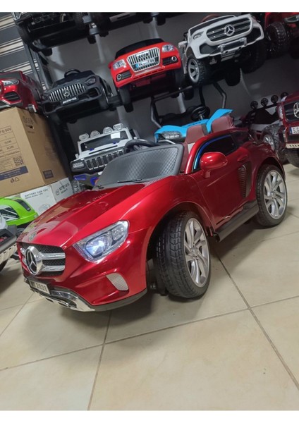 Mercedes 2028! 12V, 4x4, Uzaktan Kumandali, Cep Tel Kontrollü, Bluetooth Muzikli Akülü Araba!