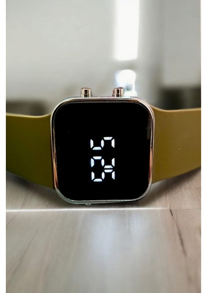 Yeşil Dijital Unisex Kol Saati