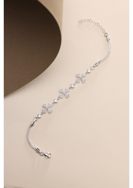 925 Ayar Gümüş Rodyum Kaplama Sıralı 3'lü Yonca Bileklik indirimleri