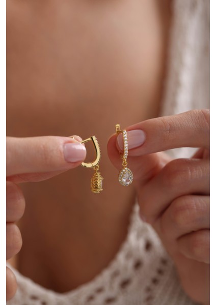 925 Ayar Gümüş Gold Kaplama Sallantılı U Model Beyaz Damla Taşlı Küpe