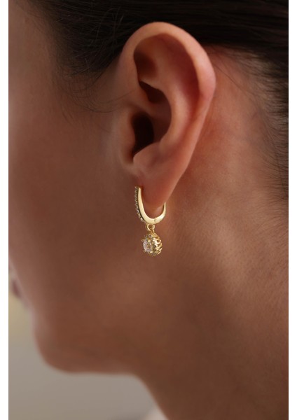 925 Ayar Gümüş Gold Kaplama Sallantılı U Model Yuvarlak Beyaz Taşlı Küpe fiyatları