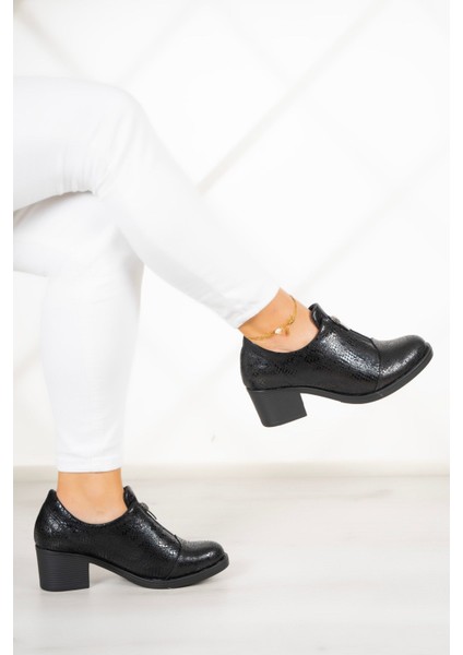 Brittany Siyah Yılan Hakiki Deri Günlük Topuklu Ayakkabı