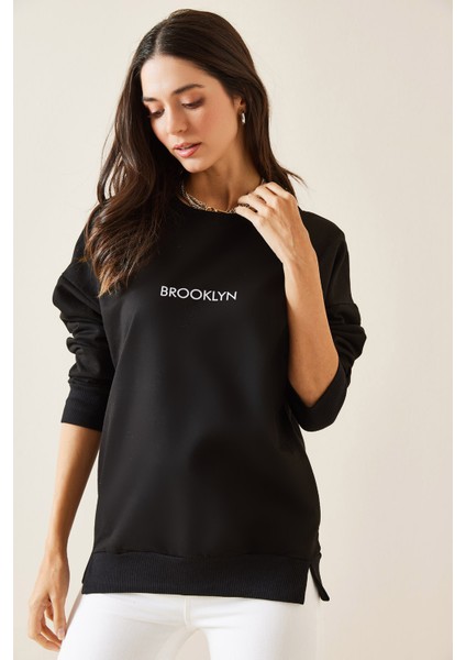Siyah Brooklyn Basklı Sweatshirt 5KXK8-49027-02