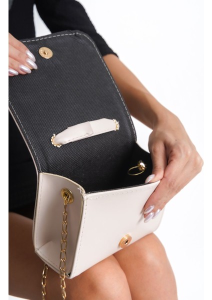 Shoes Kadın Bej Small Gold Zincirli Çanta fırsatları
