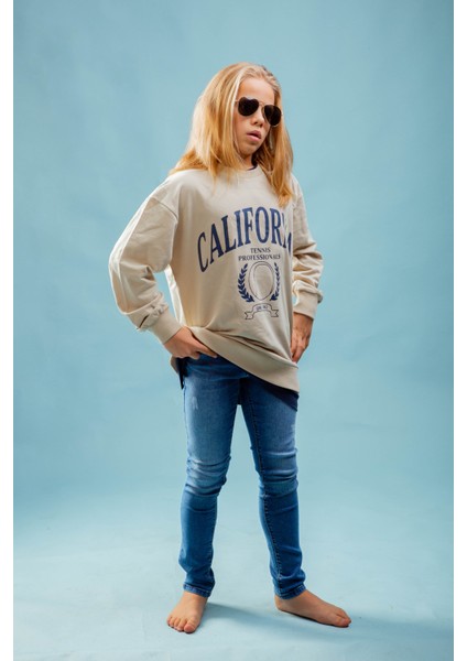 Genç Önü Baskılı T-Shirt Parça Detaylı Sweatshirt