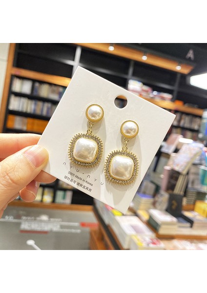 Xiaoxiang Inci Küpeler Niş Retro Küpeler S925 Gümüş Iğne Küpeler Üst Seviye Bayan Küpeleri (Yurt Dışından)