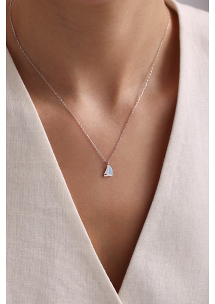 925 Ayar Gümüş Rodyum Kaplama Minimal Yelken Kolye modelleri