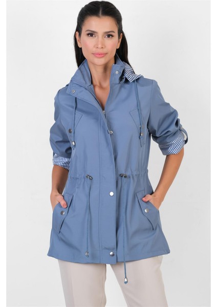 Goudot Kapüşonlu Mevsimlik Parka – Beli Büzgülü, Çıtçıt Detaylı İNDİGO modelleri