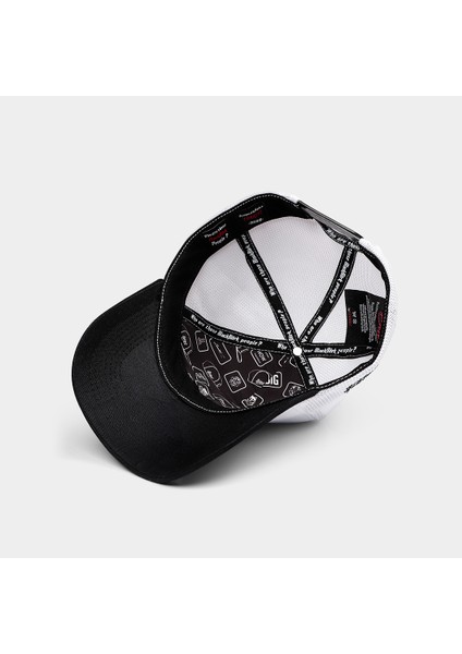 V1 Trucker Aslan - 7 Kod Logolu Unisex Siyah Siperli-Beyaz Şapka modelleri
