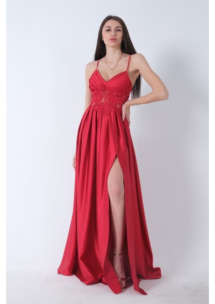 Kırmızı Yırtma Detaylı Ip Askılı Saten Abiye Elbise 9704981.08 fırsatları