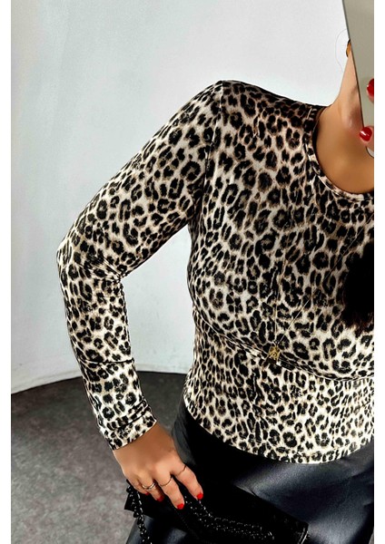 Butik Gardrop Yumoş Kumaş Bisiklet Yaka Leopar Kadın Bluz Leopar