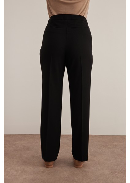 Fleto Cepli Arka Kesikli Pantolon indirimleri