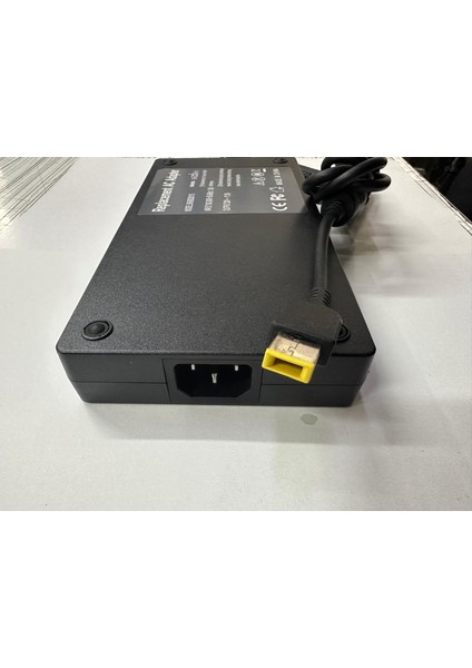 20 Volt 11.5 Amper 230 Watt Lenovo Uyumlu Adaptör 20 Volt 11.5 Amper USB Uçlu Adaptör modelleri