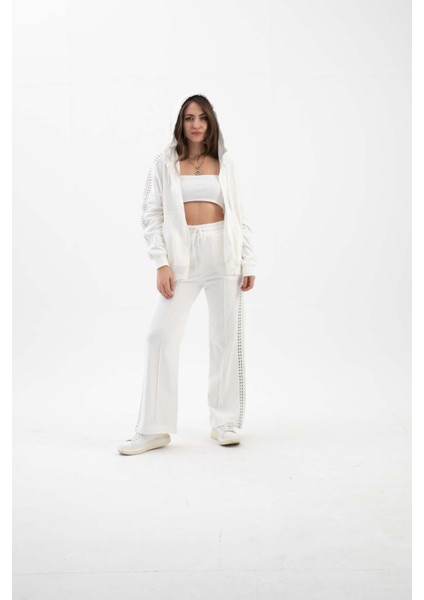 Isawella Örme Aksesuar Detaylı Kapşonlu Üç Iplik Takım - Ekru