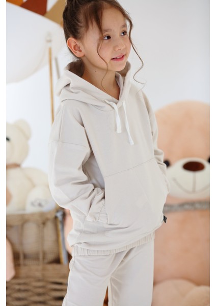 Çocuk Kapüşonlu Sweatshirt ve Kanguru Cepli Eşofman Altı