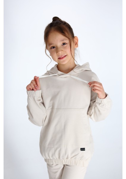 Çocuk Kapüşonlu Sweatshirt ve Kanguru Cepli Eşofman Altı