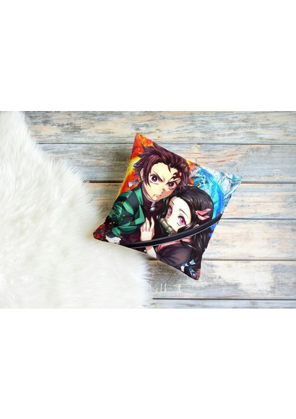Demon Slayer Tanjiro And Nezuko Desenli Kare Yastık Kılıfı