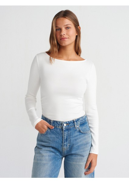 31401 Büzgülü Kayık Yaka Top-Ekru