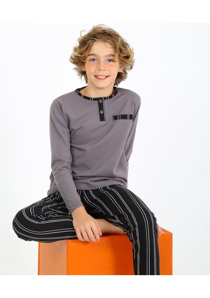 Erkek Çocuk Uzun Kollu %100 Pamuklu Düğme Detaylı Pijama Takımı Classic