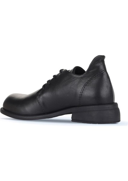 Siyah Deri Kadın Az Topuklu Ayakkabı 01WD1901 01WD1901 fırsatları