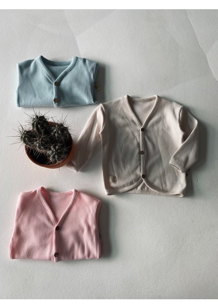 Unisex Düğme Detaylı Bebek Hırkası