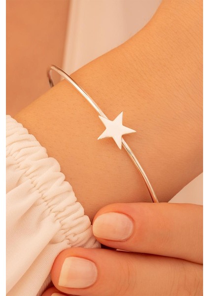 Kadın Gümüş Bileklik - El Yapımı Gümüş Yıldız Motifli Kadın Bileklik