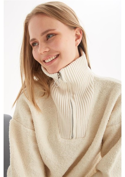 Yakası Fermuarlı Sweat Bej