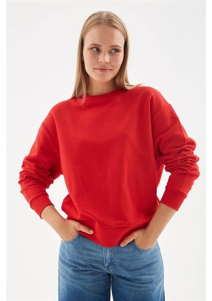 Bisiklet Yaka Sweat Vişne fırsatları