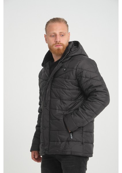 Erkek Kapüşonlu Kaban