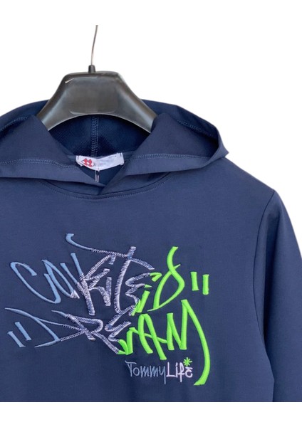 Erkek Çocuk Kapüşonlu Yazı Nakışlı Lacivert Sweatshirt fiyatları