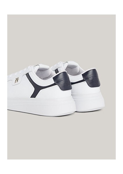 Pointy Court Sneaker modelleri