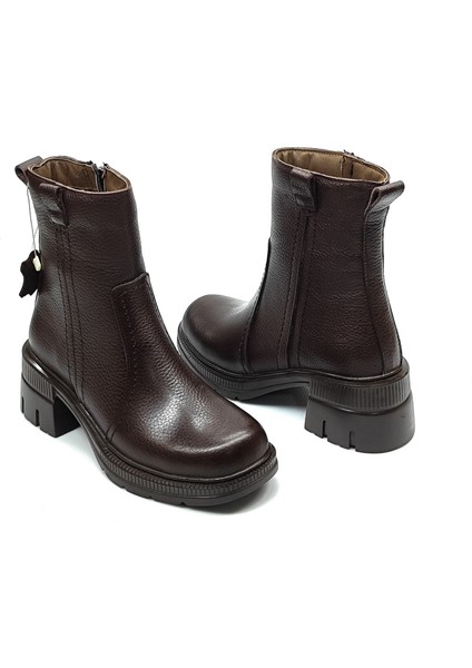 Kadın Hakiki Deri Fermuarlı Topuklu Kauçuk Taban Bot fiyatları