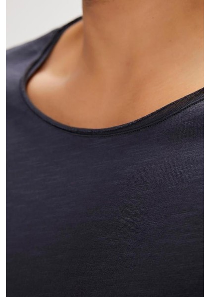 18.01.07.011-C02 O-Neck Erkek T-Shirt modelleri