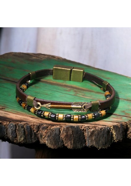 Kahverengi Deri ve Ahşap Boncuklu Bileklik - Ok Figürüyle Şıklık, Metal Mıknatıs Kapama fırsatları