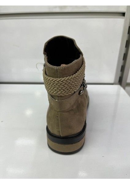 Bayan Botu