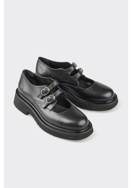 Siyah Deri Kadın Günlük Ayakkabı fiyatları