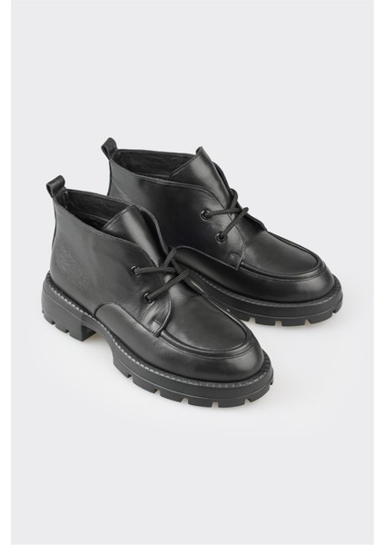 Siyah Deri Kadın Günlük Bot fiyatları