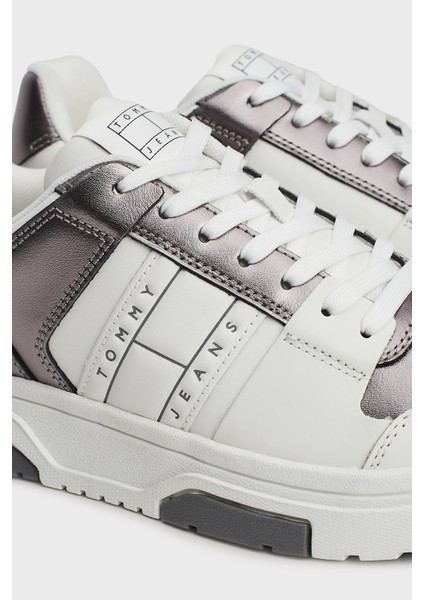 Metalik Deri Logolu Sneaker Ayakkabı Bayan Ayakkabı EN0EN02591 Trh fırsatları