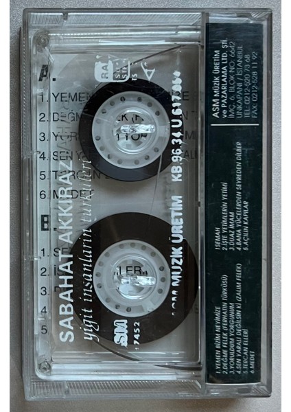 Sabahat Akkiraz - Yiğit İnsanların Türküleri Kaset