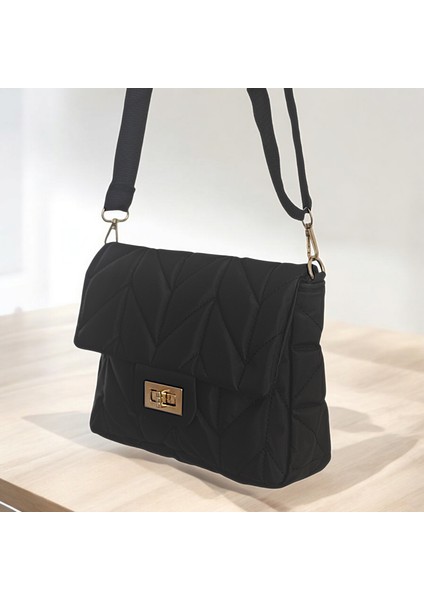 Kadın Kapitone Ayarlı Omuz Askılı Çanta modelleri