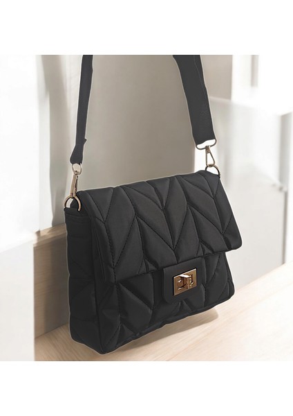 Kadın Kapitone Ayarlı Omuz Askılı Çanta fırsatları