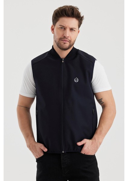 Alexandergardı Dar Kesim Içi Polar Su Itici Softshell Kumaş Yelek (UNI-YLK03)