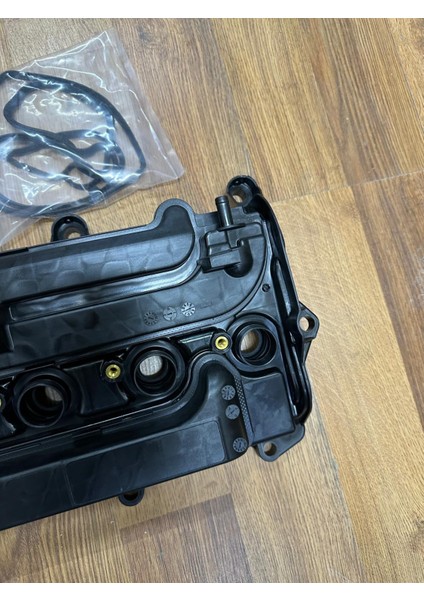 Ns Nilser Auto Parts Honda Civic Piyano Külbütör Kapak 1.5 2016-2020 12310-5AA-A01