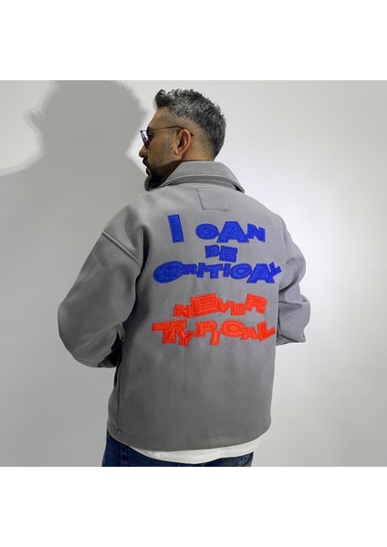 Sırtı Nakış Detaylı Oversize Kaşe Ceket