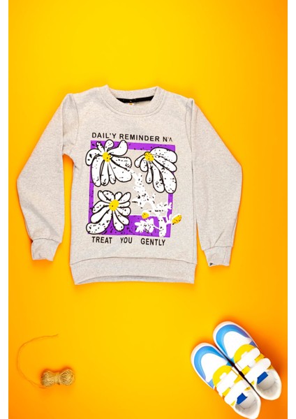 Kız Çocuk Giyim - Pamuklu, Rahat ve Şık Çiçek Baskılı Sweatshirt